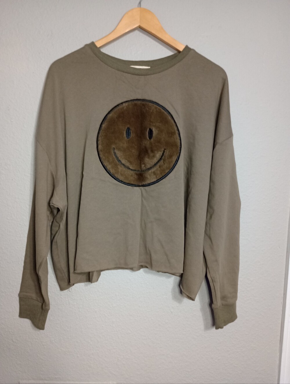 Peach Love California Faux Fur Smiley Patch Oversized Sweatshirt In Olive
